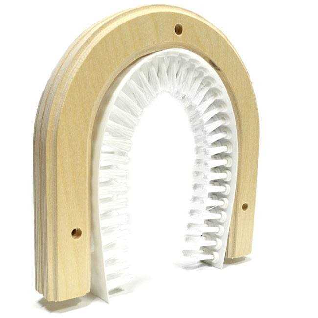 Cat Door with Brush Z394970