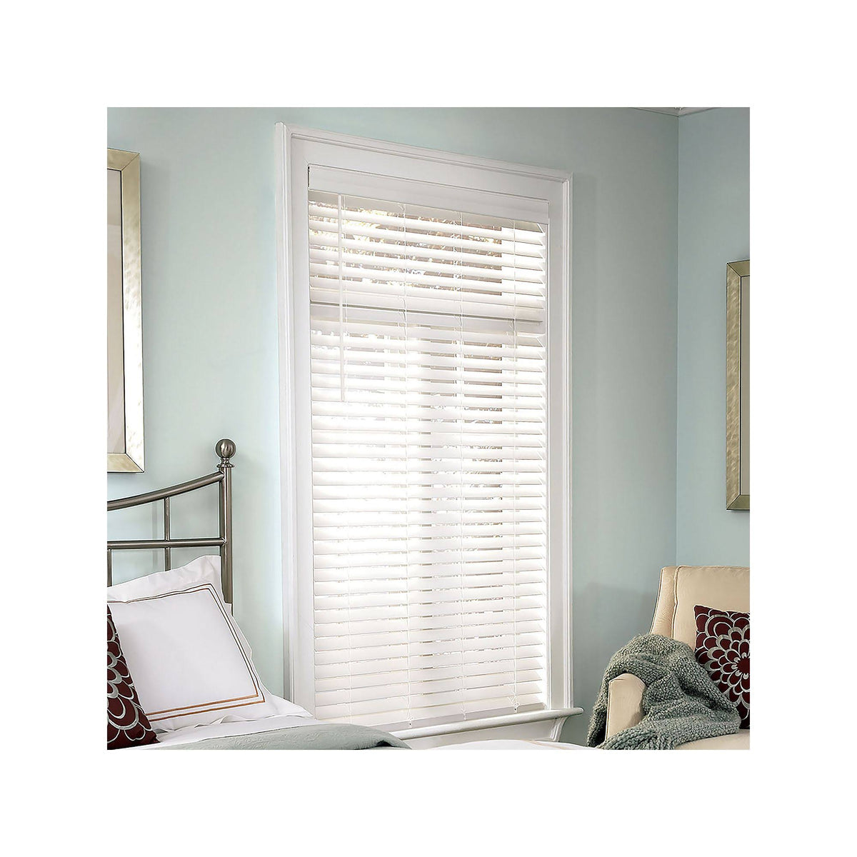 White Cordless Faux Wood Blind Y770