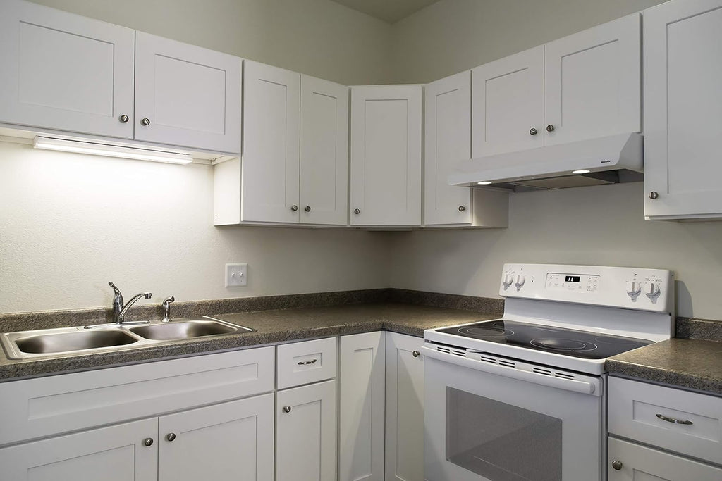 White 30x18x12 Wall Kitchen Cabinets N19464
