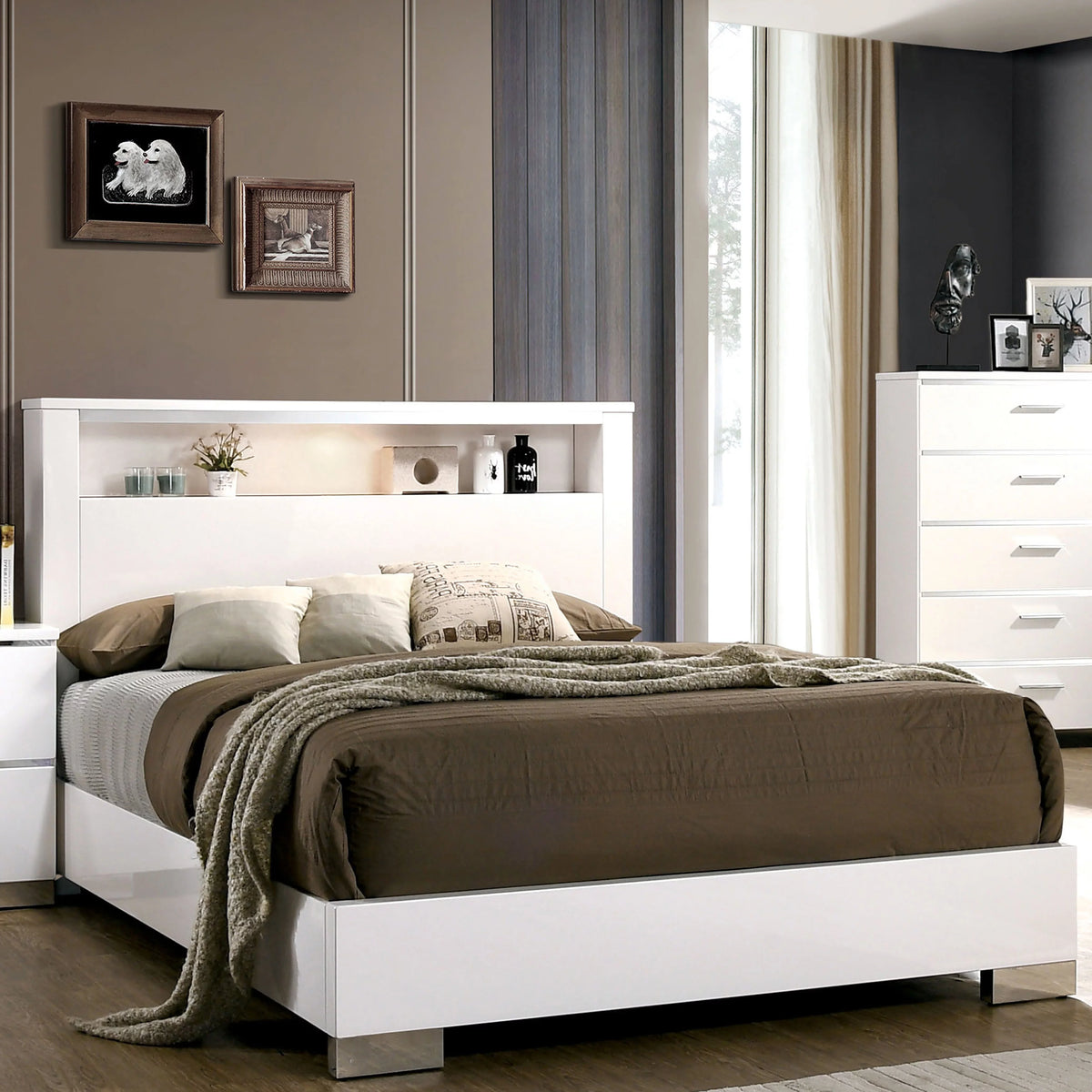 Queen Solid Wood Storage 2-Piece Panel Bed Set with USB Port G2160