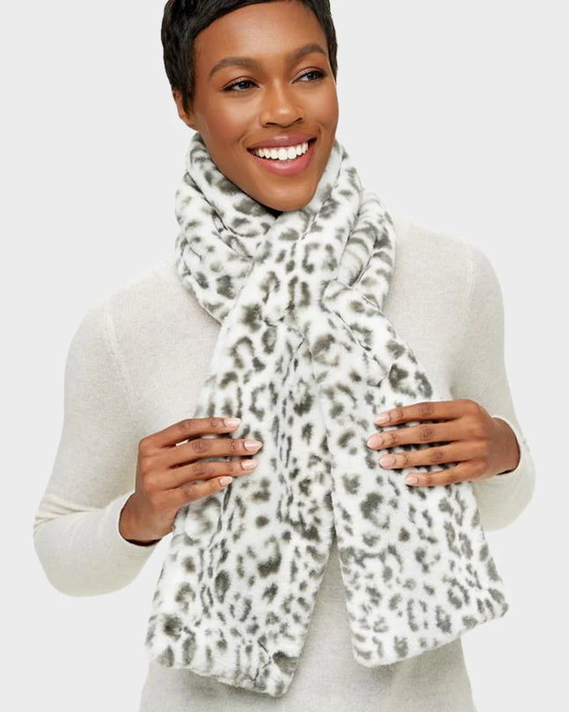 Faux Fur Pull-Through Scarf with Zipper Pocket S20993