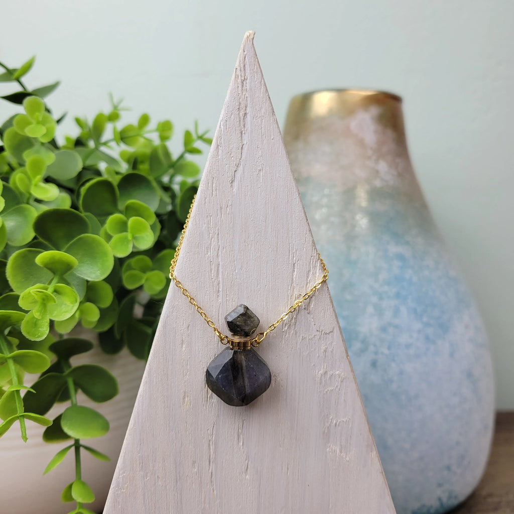 Gemstone Mini Perfume Bottle Necklace J9378