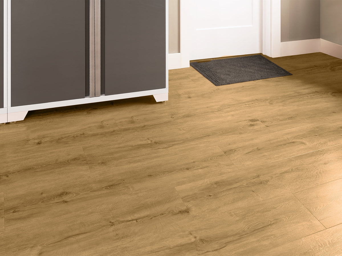 Natural Oak 5MM LVP Flooring 700 Sq ft Y972