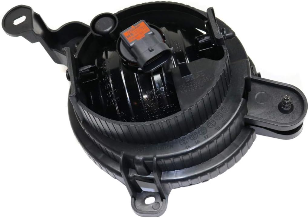 Fog Light Assembly Driver Side with Bulbs U144882