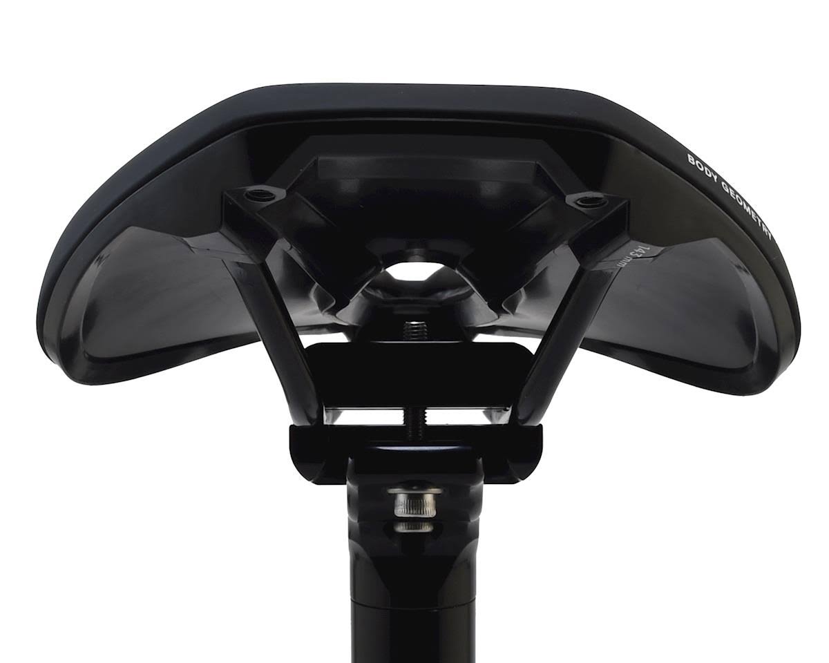 Black 143 mm Saddle O309092