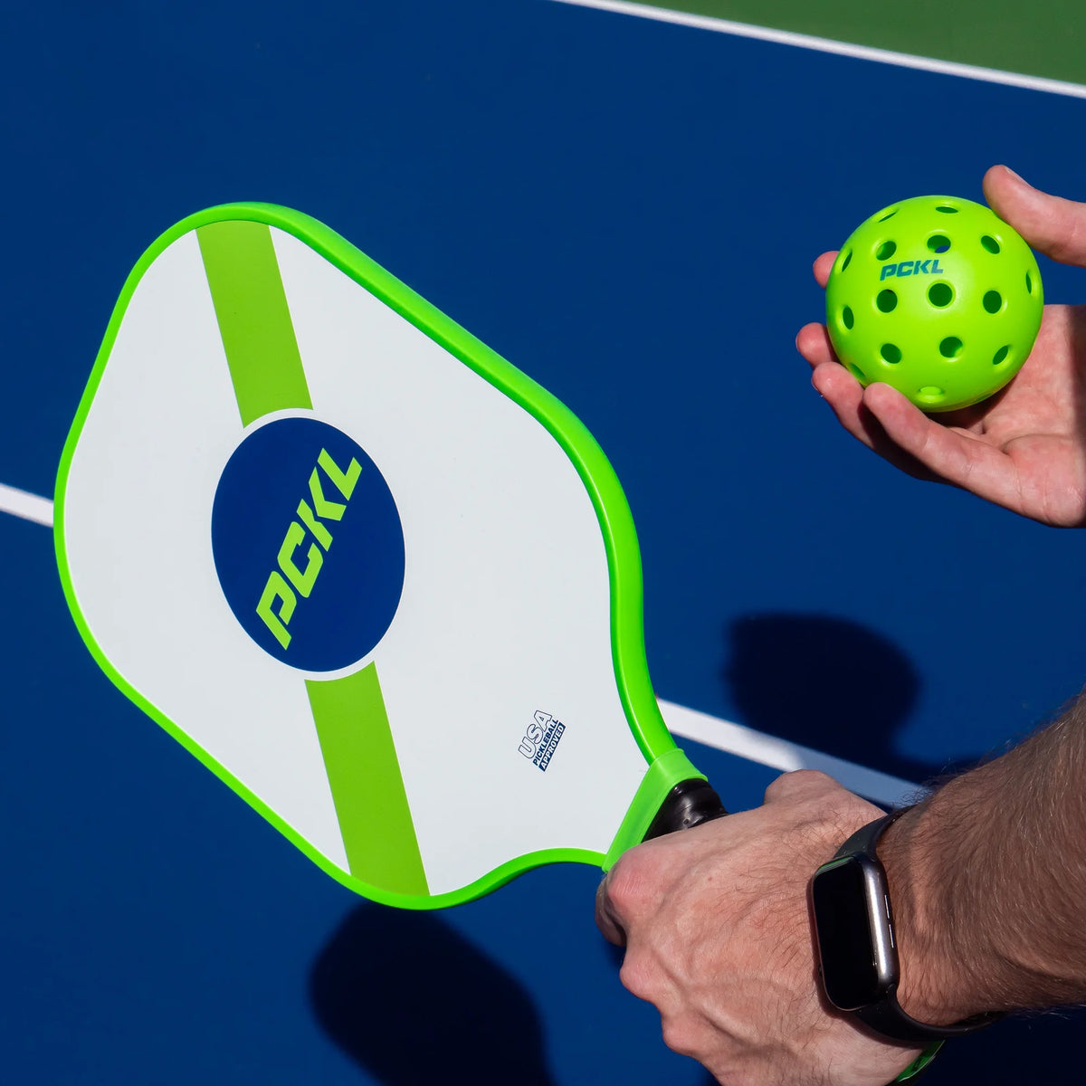 2 Paddle and 4 Ball Pickleball Set H604413